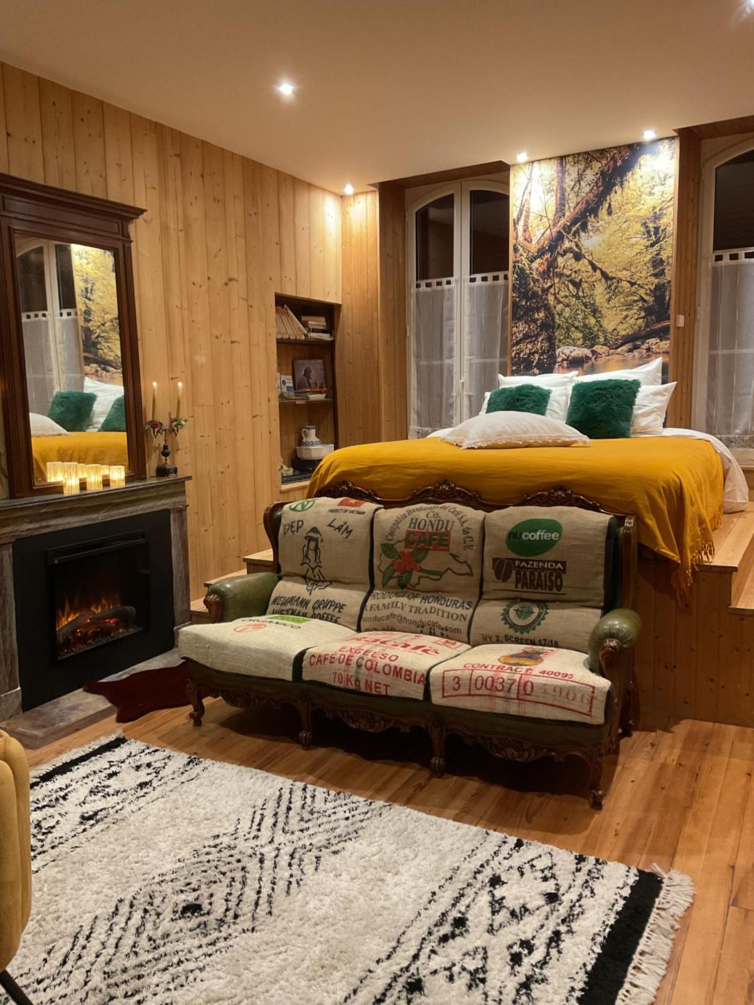 A Nouste Chambres D'Hotes Et Gite Only Adults Кампан Екстериор снимка