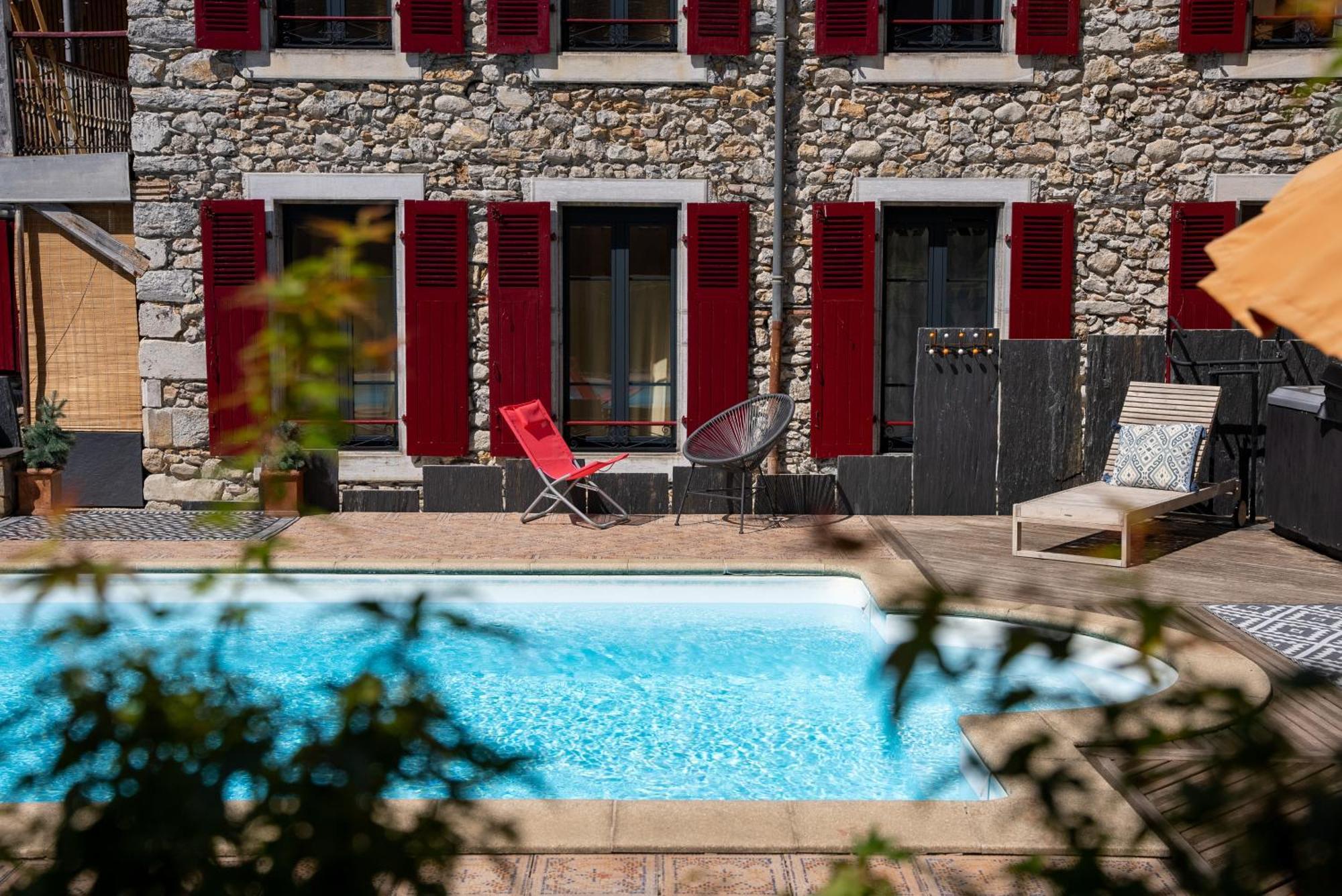 A Nouste Chambres D'Hotes Et Gite Only Adults Кампан Екстериор снимка