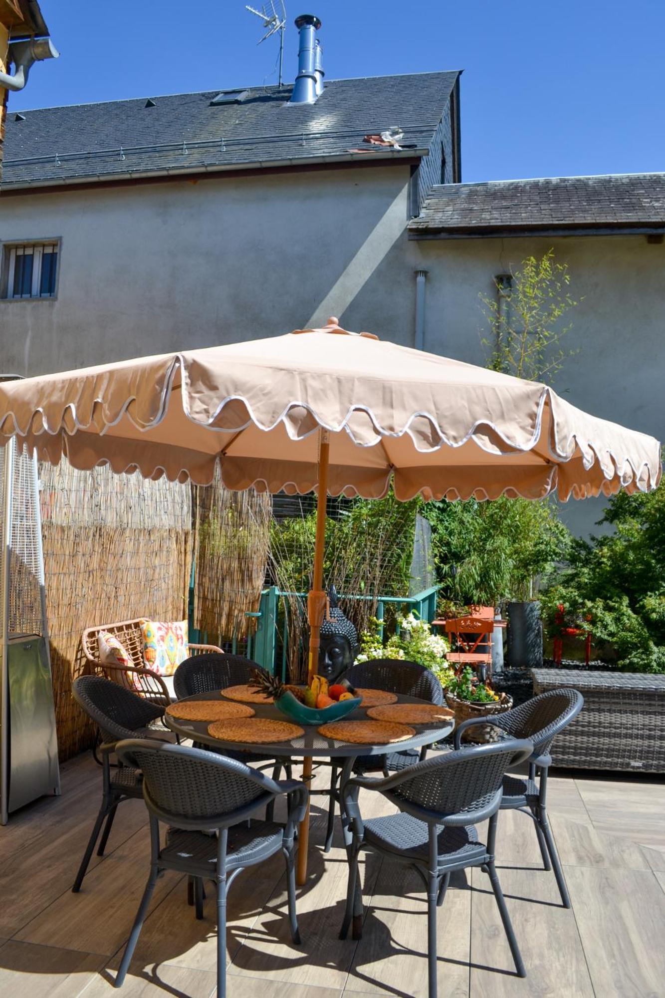 A Nouste Chambres D'Hotes Et Gite Only Adults Кампан Екстериор снимка