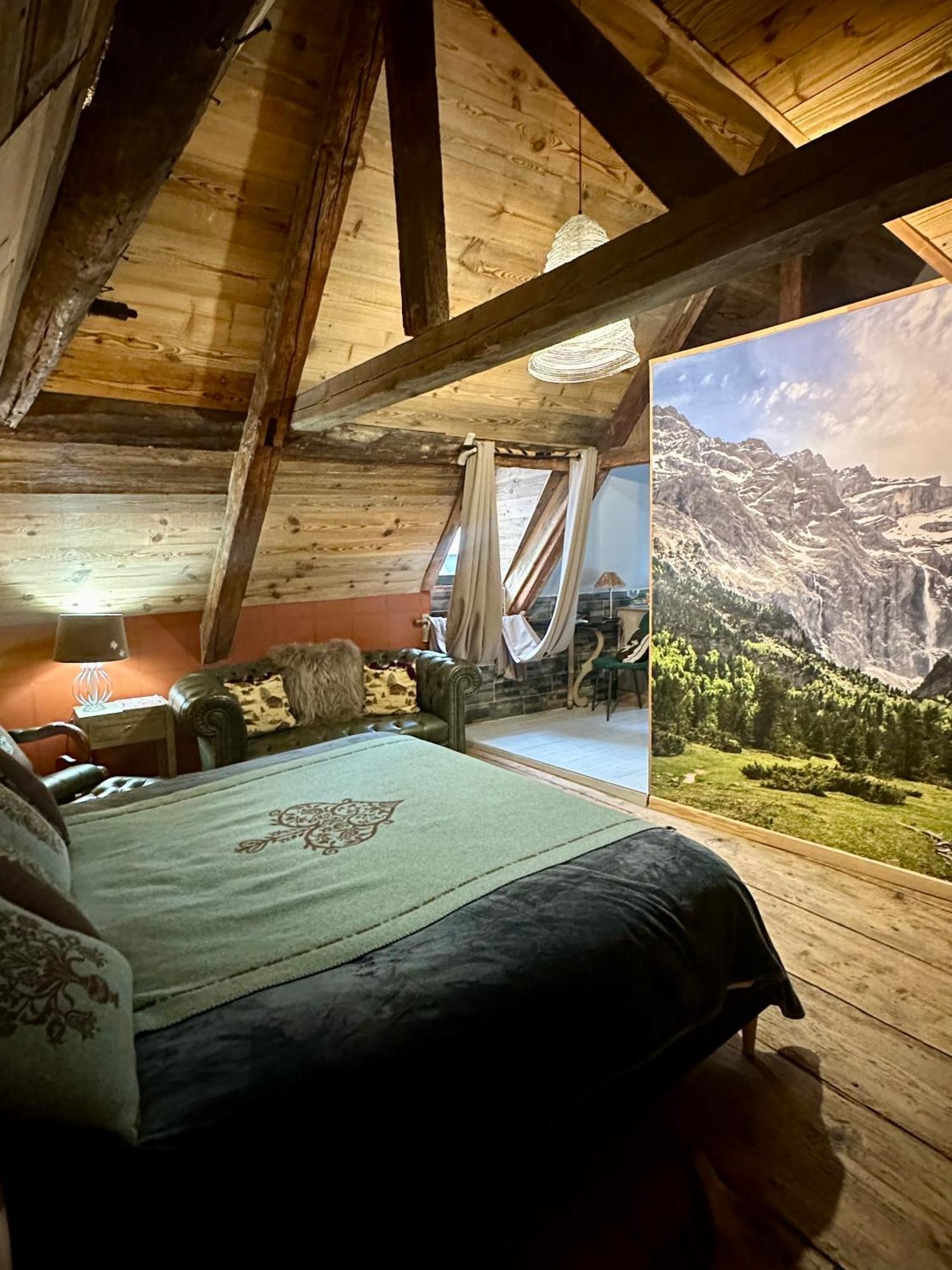 A Nouste Chambres D'Hotes Et Gite Only Adults Кампан Екстериор снимка