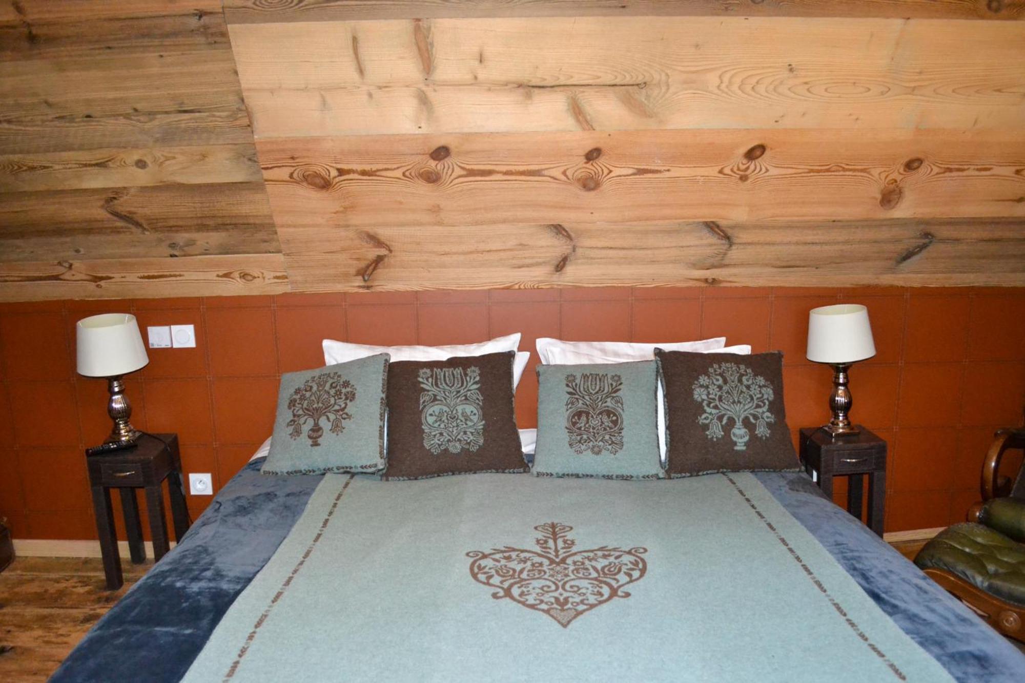 A Nouste Chambres D'Hotes Et Gite Only Adults Кампан Екстериор снимка