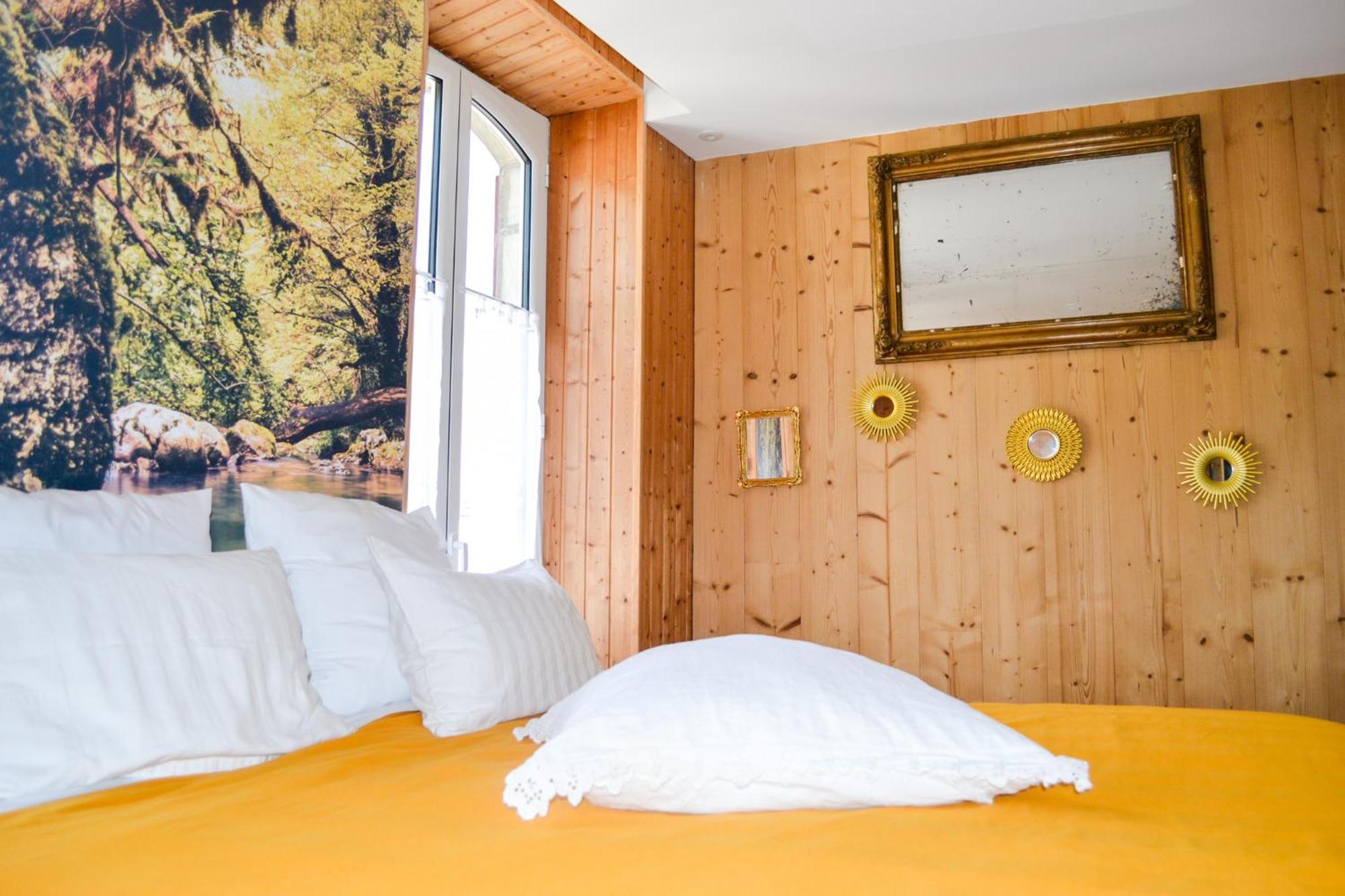 A Nouste Chambres D'Hotes Et Gite Only Adults Кампан Екстериор снимка