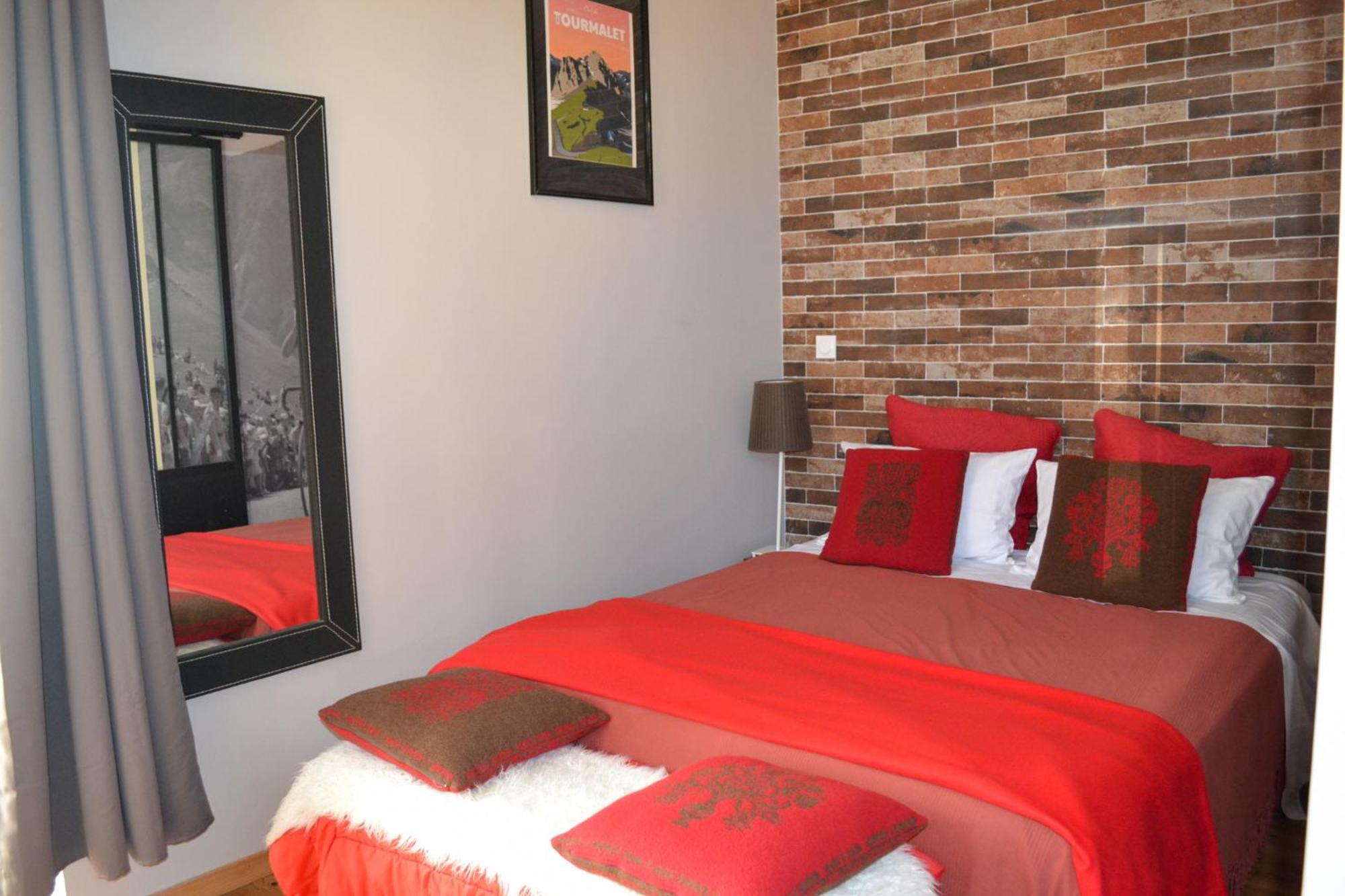 A Nouste Chambres D'Hotes Et Gite Only Adults Кампан Екстериор снимка