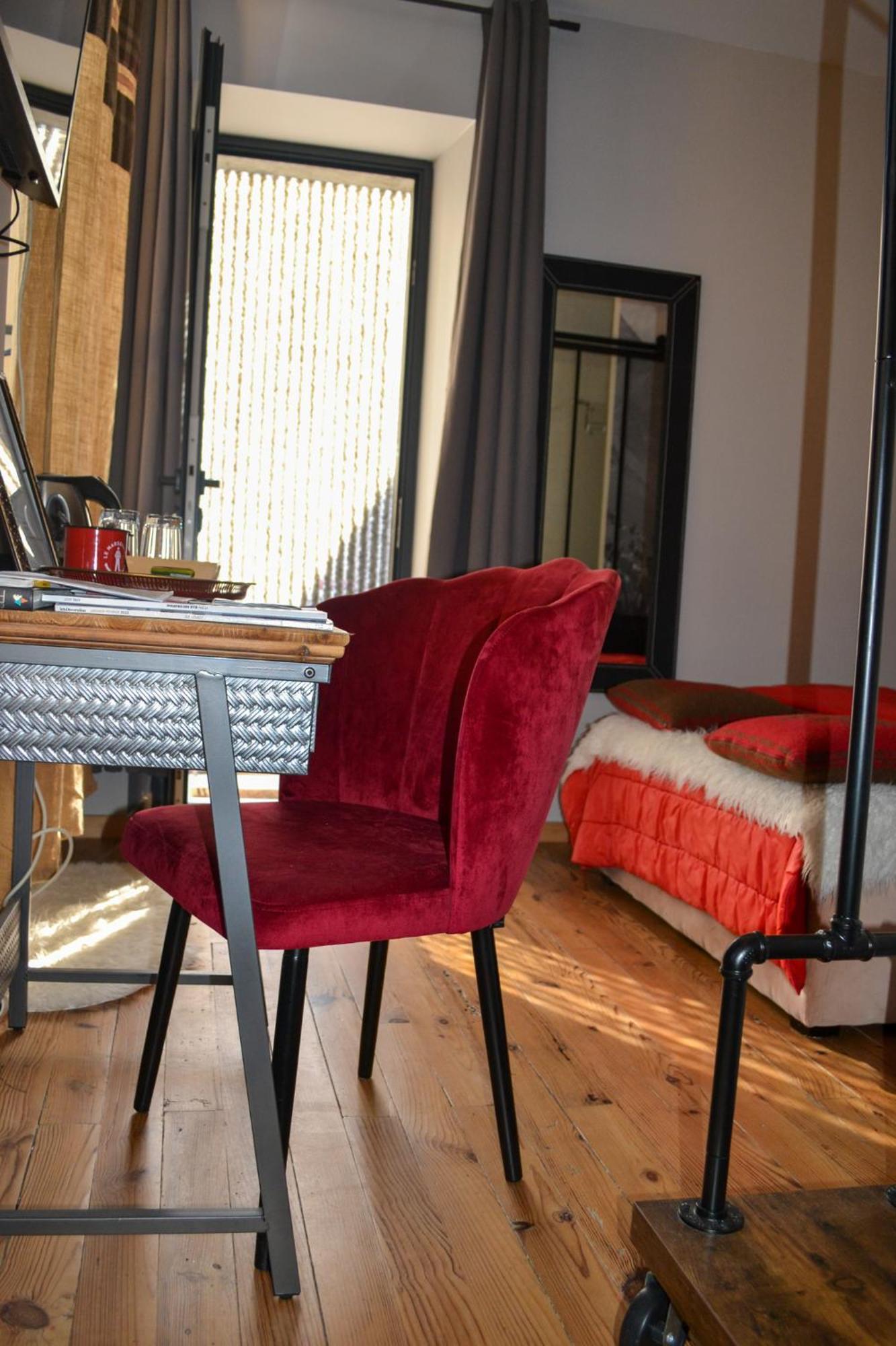A Nouste Chambres D'Hotes Et Gite Only Adults Кампан Екстериор снимка